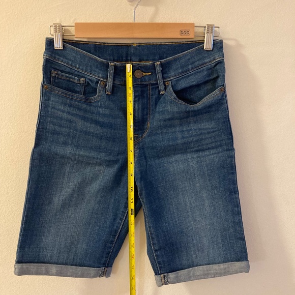 LEVI'S Bermuda Shorts Dark Wash Size 27 - Picture 8 of 14